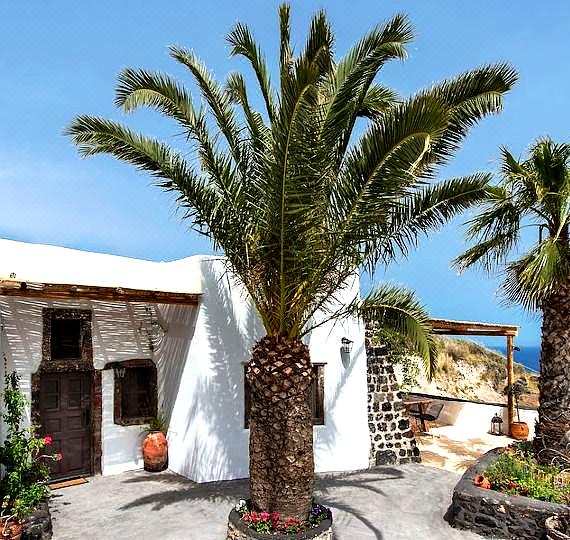Old Vourvoulos Houses